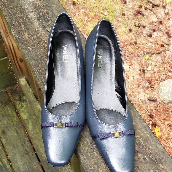 3 for $30 - Picture 6 of 10